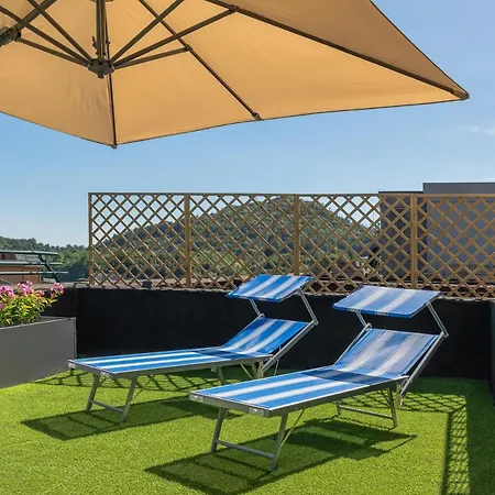 4 Bd With Near Center Private Parking 公寓 科莫