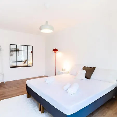 4 Bd With Near Center Private Parking 公寓 科莫